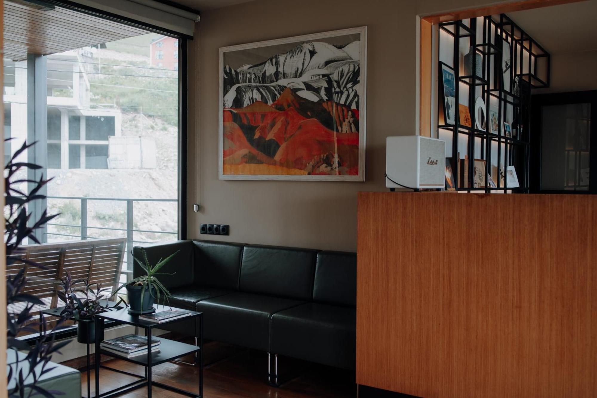 Quadrum Hotel Gudauri Eksteriør bilde